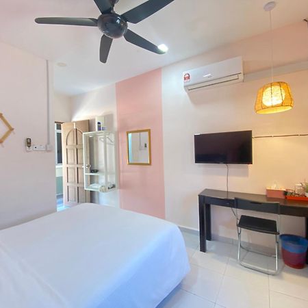 Besut Guesthouse Kampung Kuala Besut Εξωτερικό φωτογραφία