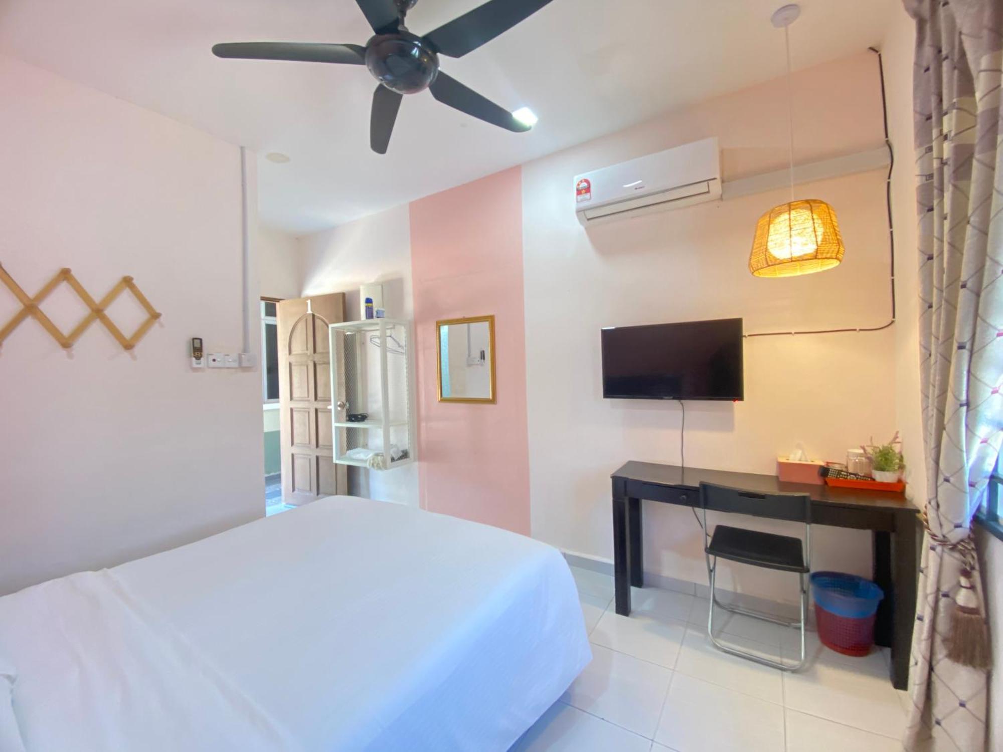 Besut Guesthouse Kampung Kuala Besut Εξωτερικό φωτογραφία